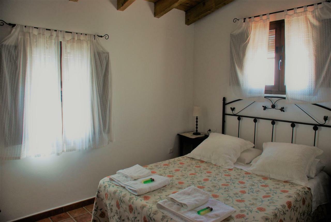 Casa Rural La Torre Almonaster la Real Exterior foto